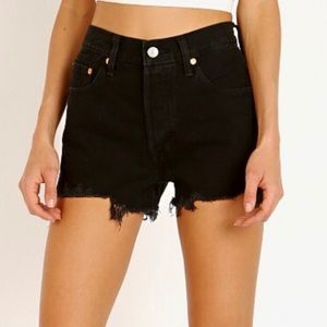 NWT Levi’s 501 High Rise Shorts Black
